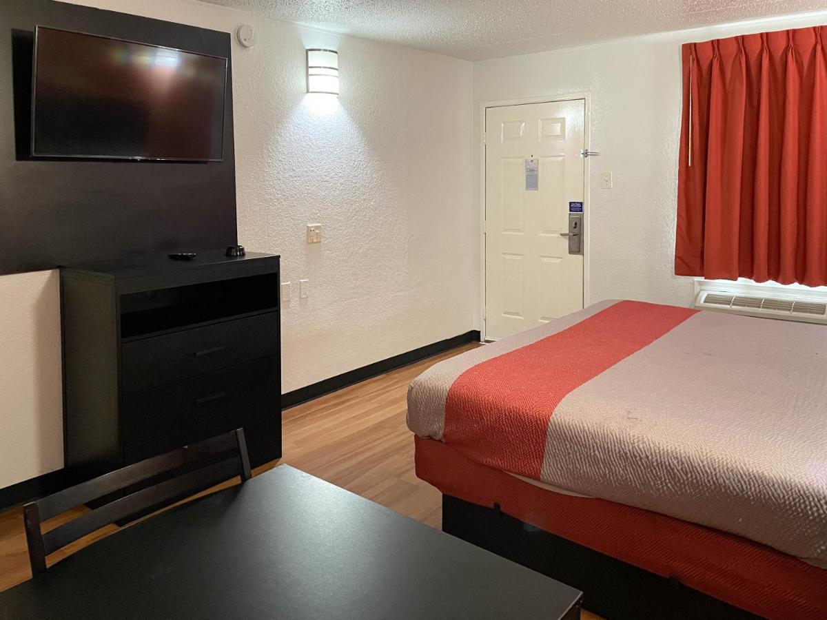 Studio 6 Houston Tx Brookhollow ภายนอก รูปภาพ