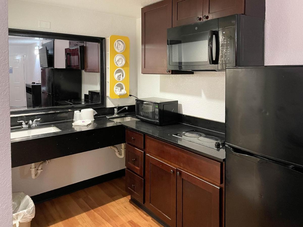 Studio 6 Houston Tx Brookhollow ภายนอก รูปภาพ